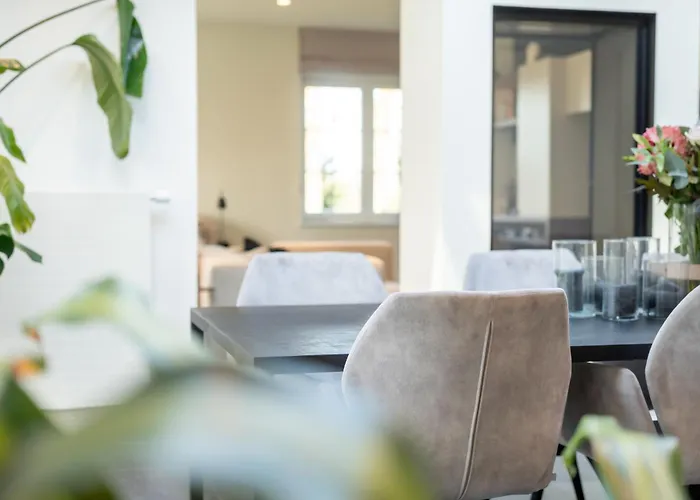 לינה וארוחת בוקר De Rietreiger 3*