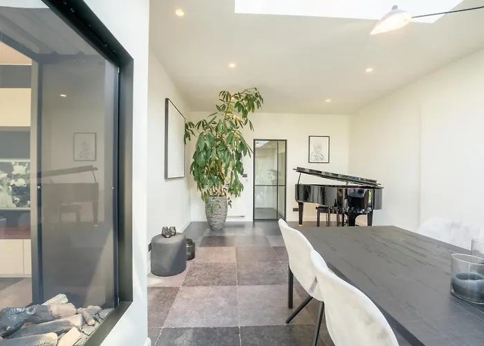 De Rietreiger 3* בלנקנברג